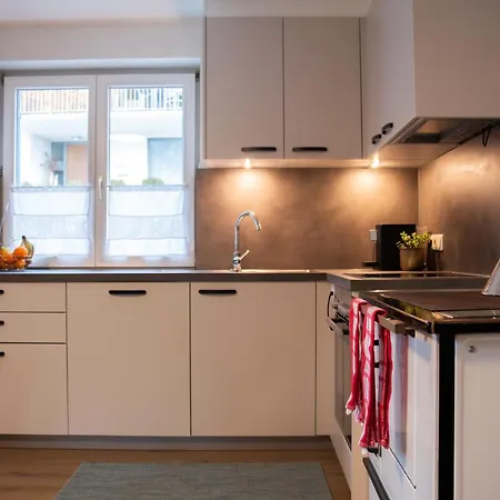 Haus Hirschlitten Apartamento *