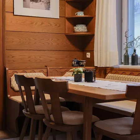 Apartment Haus Hirschlitten