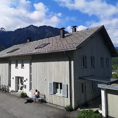 Haus Hirschlitten Apartment *